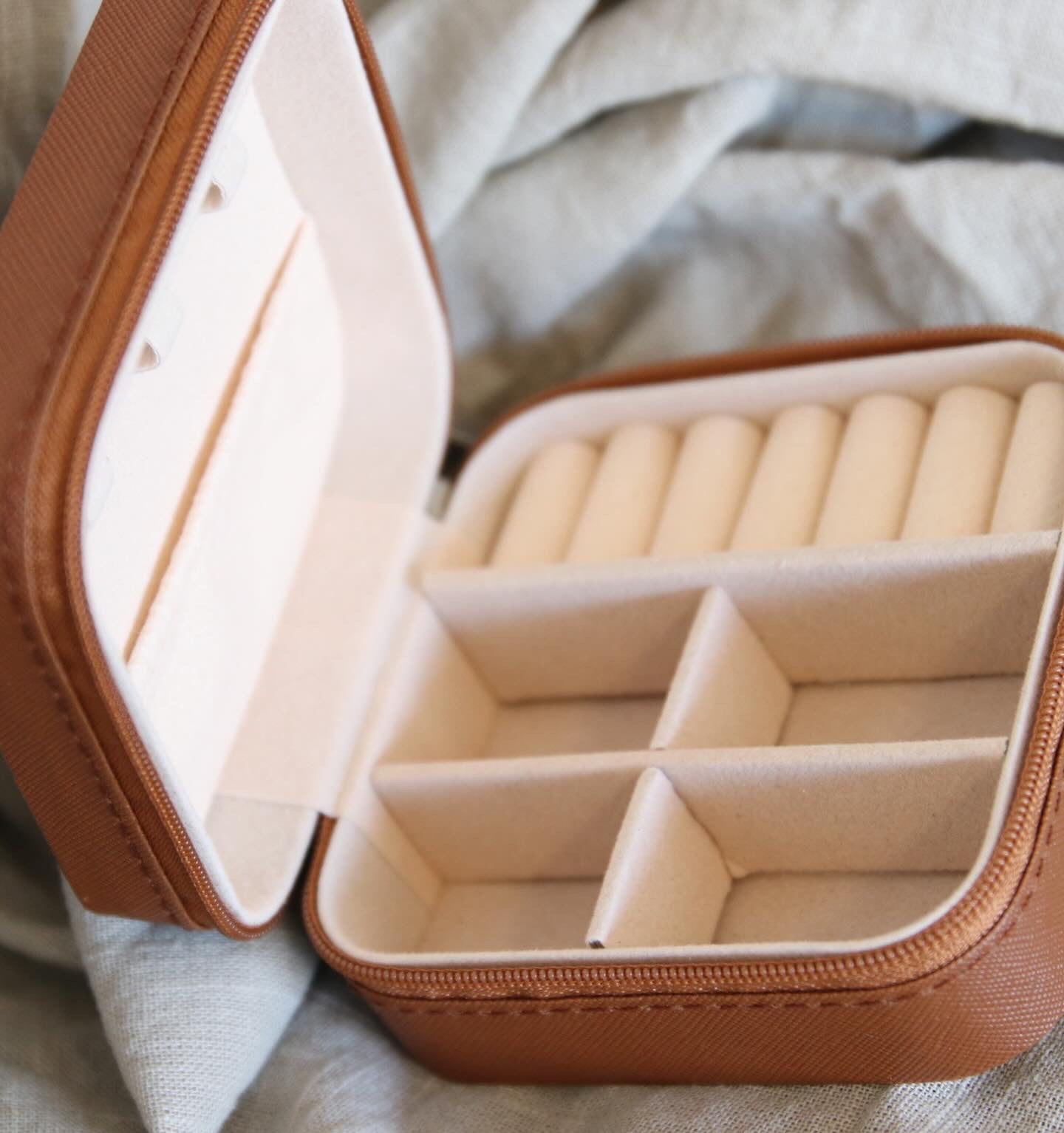 Butterfly Jewelry Case