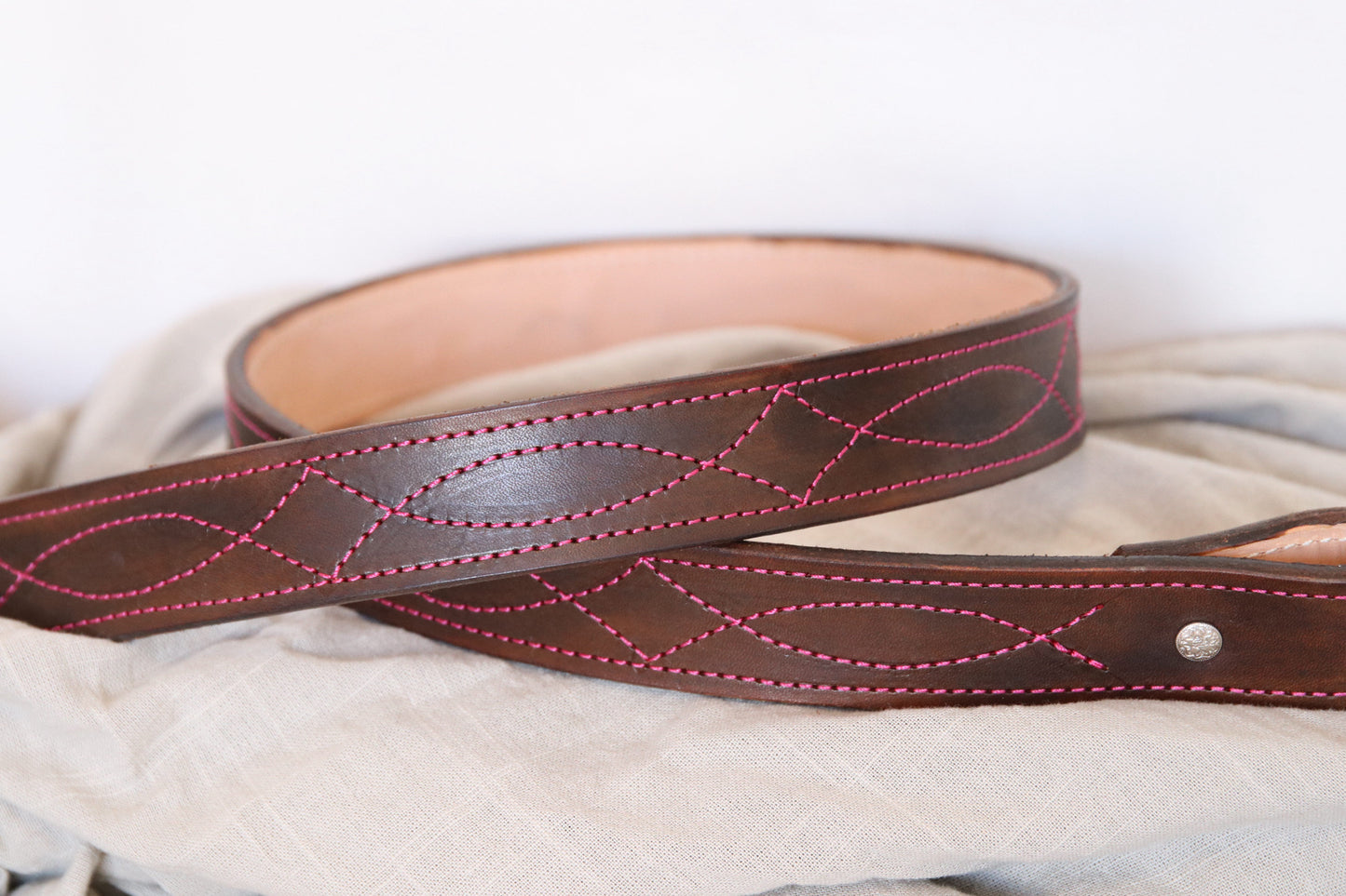 Pink Rope Can Strap