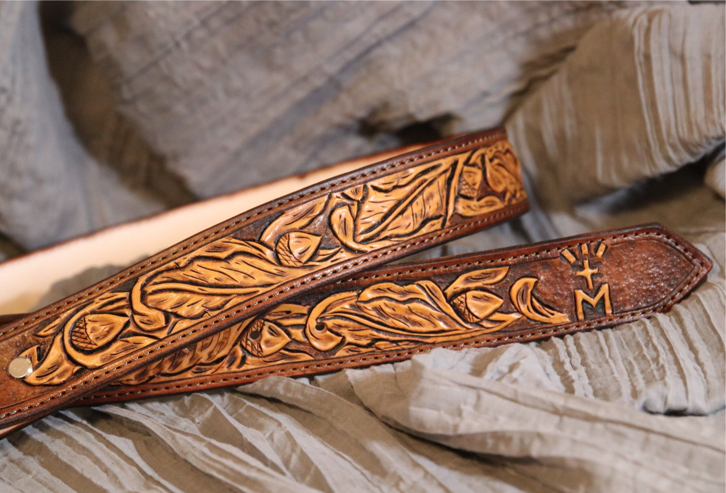 Tooled Men's Oak Leaf Belt